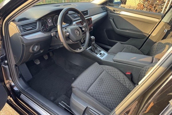 ŠKODA SUPERB 20 TDI,6 brzina, 150 ks.