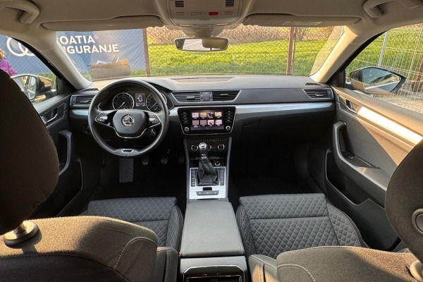 ŠKODA SUPERB 20 TDI,6 brzina, 150 ks.