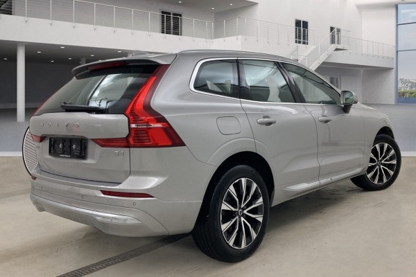 VOLVO XC60 FWD B4 Diesel