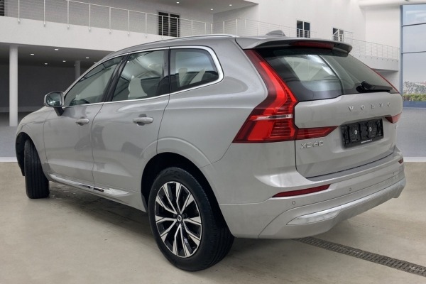 VOLVO XC60 FWD B4 Diesel