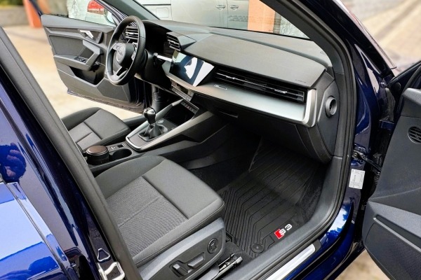 AUDI A3 Sportback 3.0 TDI,Ručni mjenjač 6 brzina.