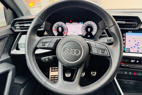 AUDI A3 Sportback 3.0 TDI,Ručni mjenjač 6 brzina.