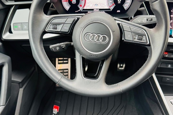 AUDI A3 Sportback 3.0 TDI,Ručni mjenjač 6 brzina.