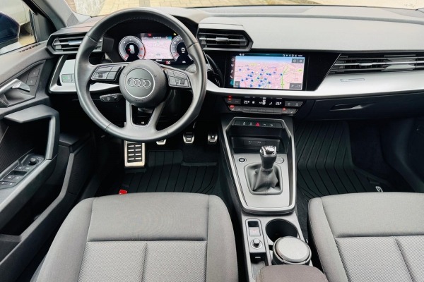 AUDI A3 Sportback 3.0 TDI,Ručni mjenjač 6 brzina.