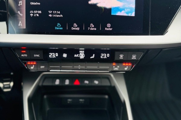 AUDI A3 Sportback 3.0 TDI,Ručni mjenjač 6 brzina.